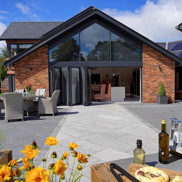 The garden room — outdoor design reference